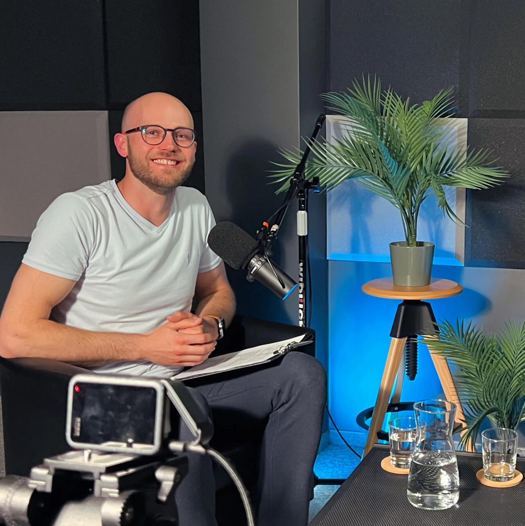 Kosma Wilk — twórca kanału Na Jednej Fali